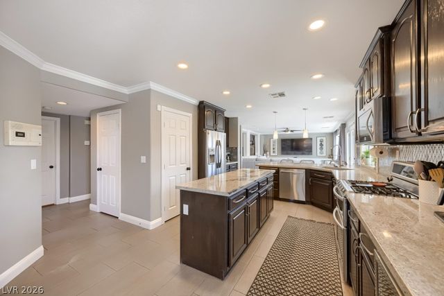 1921 Moonlight Bluff Avenue, North Las Vegas, NV 89084