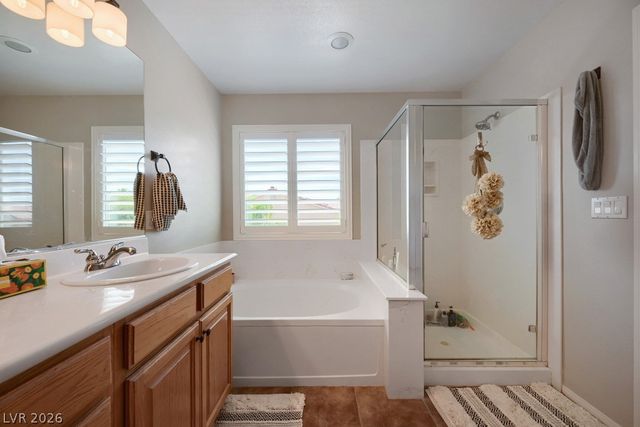 1921 Moonlight Bluff Avenue, North Las Vegas, NV 89084