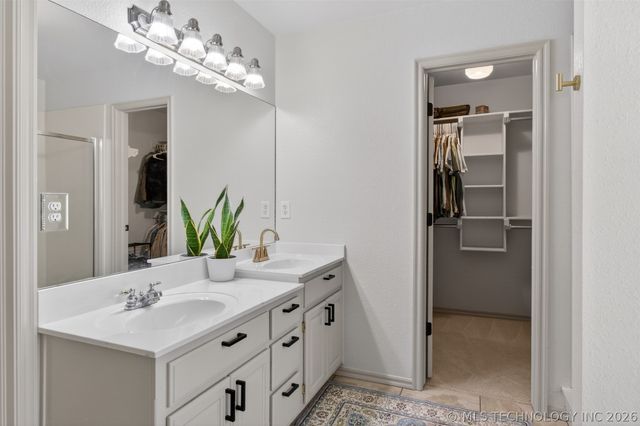 12429 S 99th East Avenue, Bixby, OK 74008