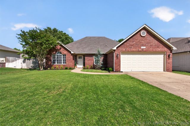 12429 S 99th East Avenue, Bixby, OK 74008