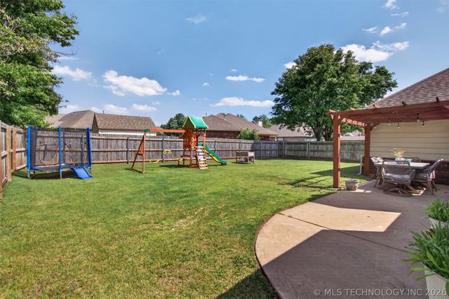 12429 S 99th East Avenue, Bixby, OK 74008