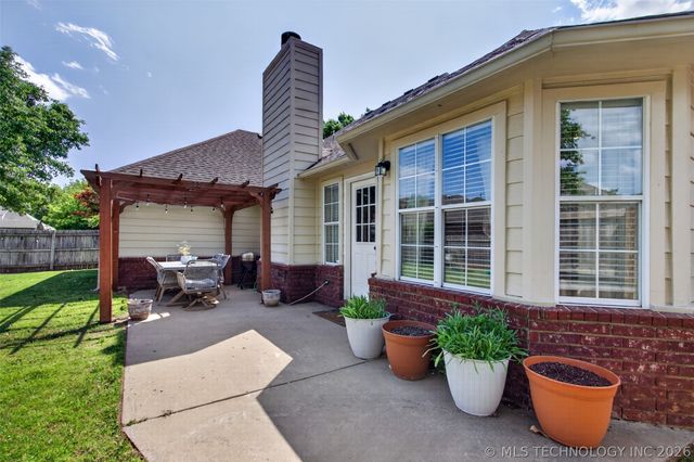 12429 S 99th East Avenue, Bixby, OK 74008