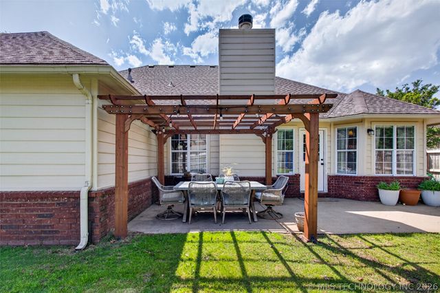 12429 S 99th East Avenue, Bixby, OK 74008