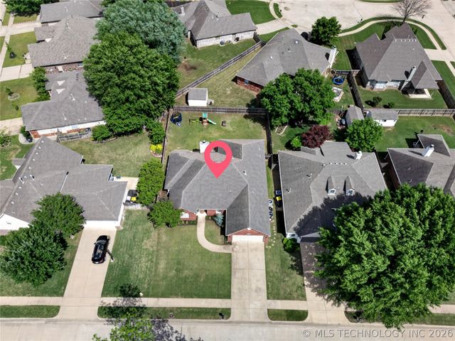 12429 S 99th East Avenue, Bixby, OK 74008