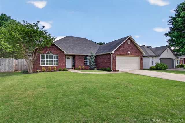 12429 S 99th East Avenue, Bixby, OK 74008