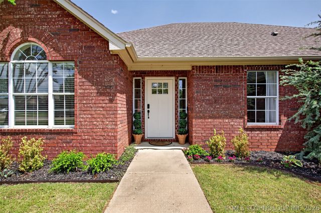 12429 S 99th East Avenue, Bixby, OK 74008