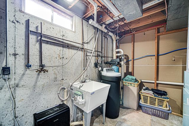 38-1 N 600 W, Valparaiso, IN 46385
