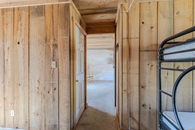 947 Saddler Falls Road, Mammoth Spring, AR 72554