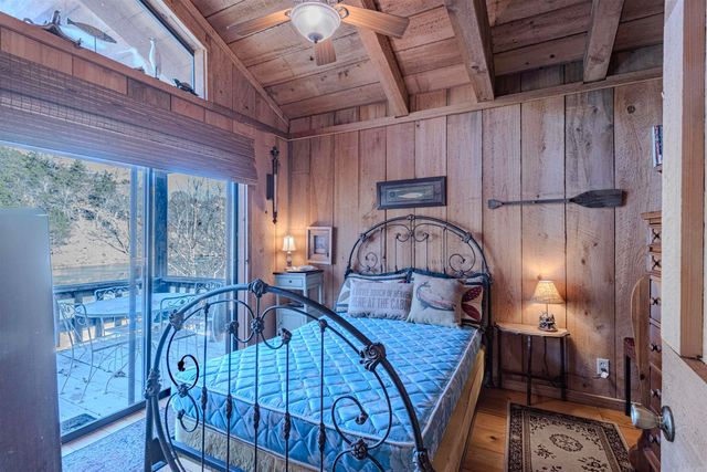 947 Saddler Falls Road, Mammoth Spring, AR 72554