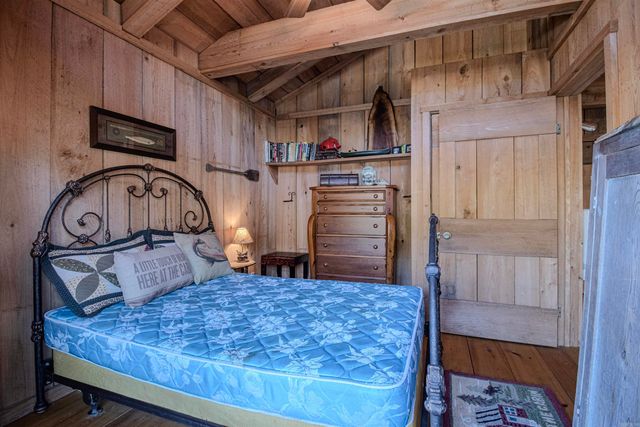 947 Saddler Falls Road, Mammoth Spring, AR 72554