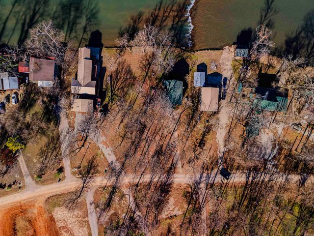 947 Saddler Falls Road, Mammoth Spring, AR 72554