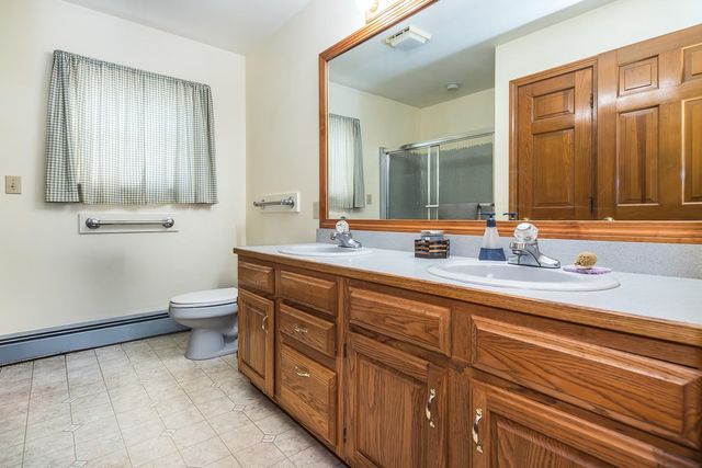 416 East Street, Middletown Springs, VT 05757