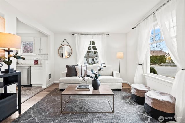 1502 S Anderson Street, Tacoma, WA 98405