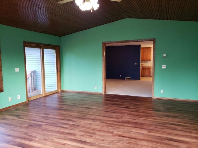 544 3rd Avenue NW, New Brighton, MN 55112