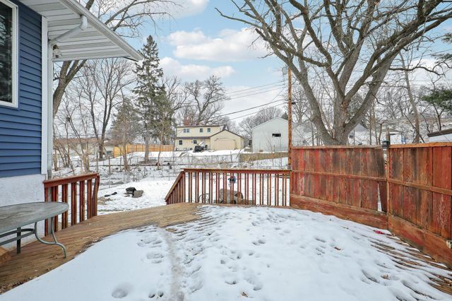 544 3rd Avenue NW, New Brighton, MN 55112