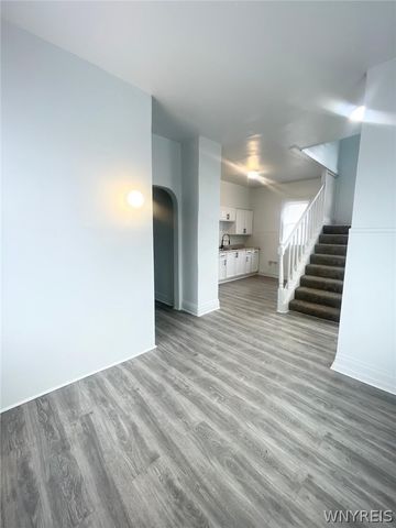 30 Poultney Avenue, Buffalo, NY 14215