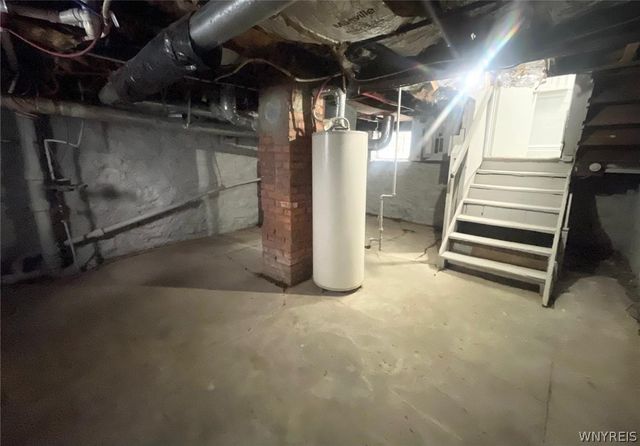 30 Poultney Avenue, Buffalo, NY 14215