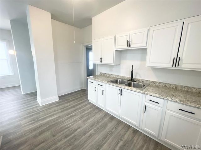 30 Poultney Avenue, Buffalo, NY 14215