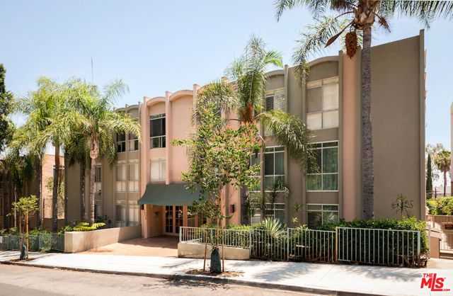 7270 Hillside Avenue 204, Los Angeles, CA 90046