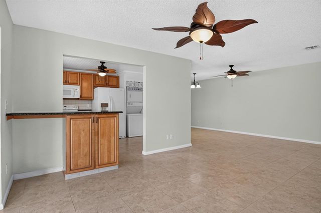 948 Savannas Point Drive D, Fort Pierce, FL 34982