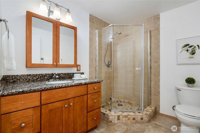 8808 NE 14th Street, Clyde Hill, WA 98004