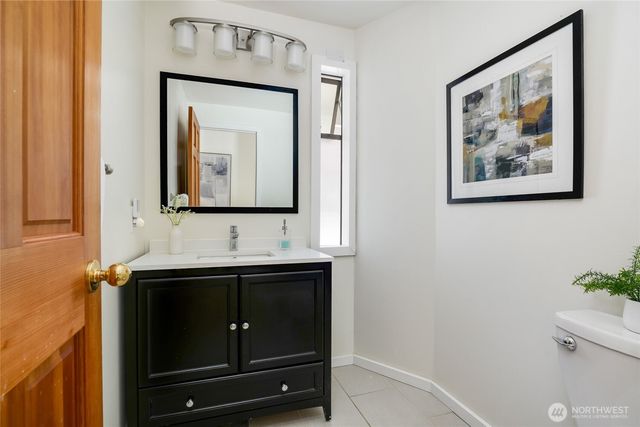 8808 NE 14th Street, Clyde Hill, WA 98004