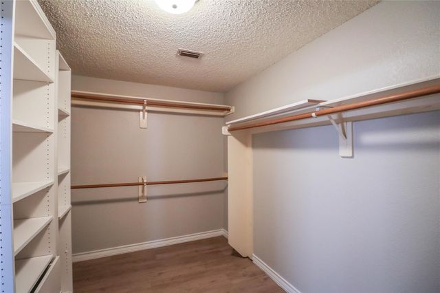 1081 Woodbriar Drive, Grapevine, TX 76051