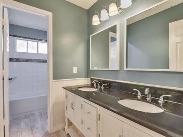 1081 Woodbriar Drive, Grapevine, TX 76051