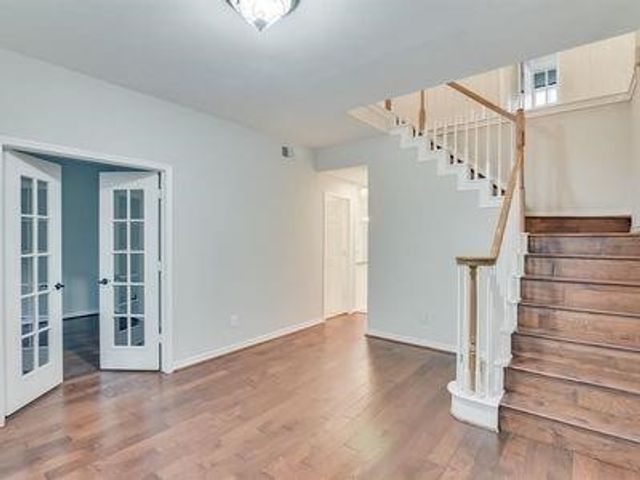 1081 Woodbriar Drive, Grapevine, TX 76051