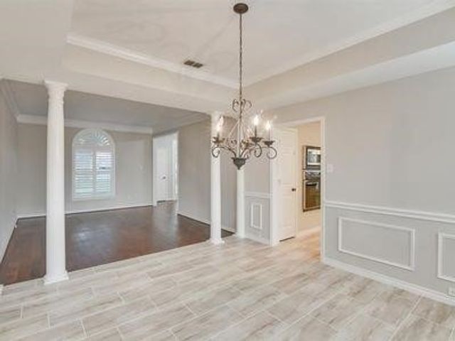 1081 Woodbriar Drive, Grapevine, TX 76051