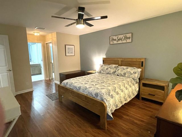 124 Sandy Lane, Royal Palm Beach, FL 33411