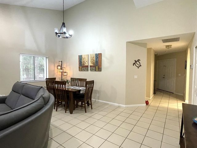 124 Sandy Lane, Royal Palm Beach, FL 33411