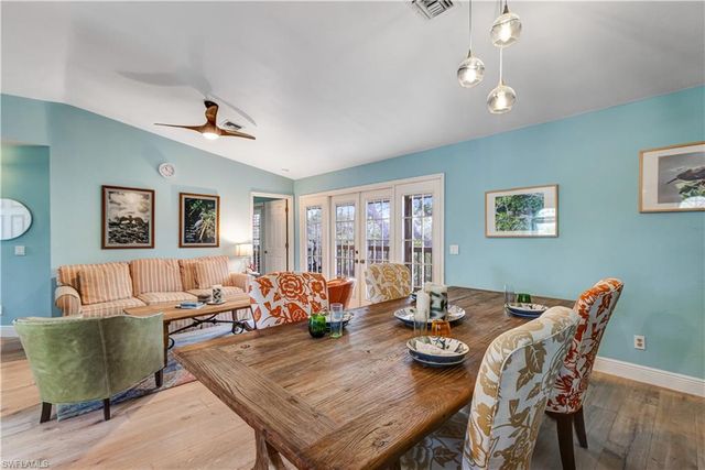 225 Nature View CT, Fort Myers Beach, FL 33931