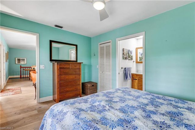 225 Nature View CT, Fort Myers Beach, FL 33931
