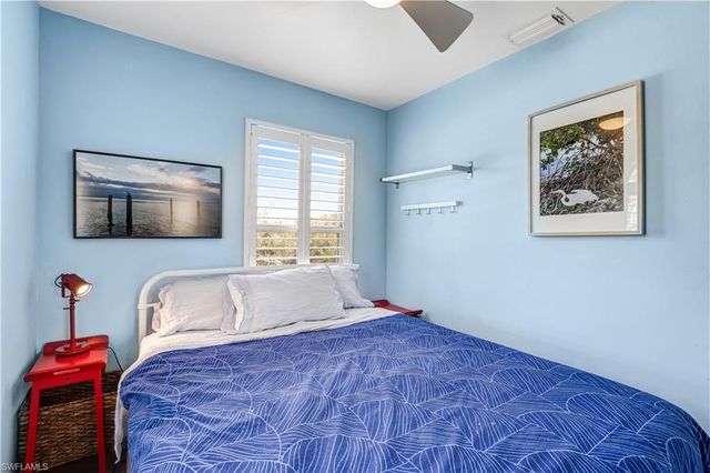 225 Nature View CT, Fort Myers Beach, FL 33931