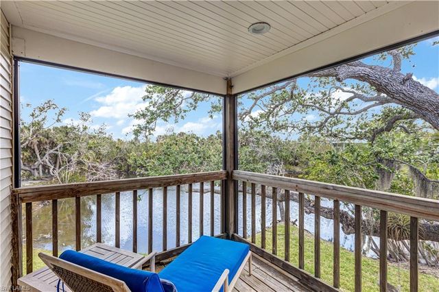 225 Nature View CT, Fort Myers Beach, FL 33931
