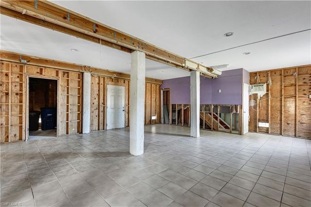 225 Nature View CT, Fort Myers Beach, FL 33931