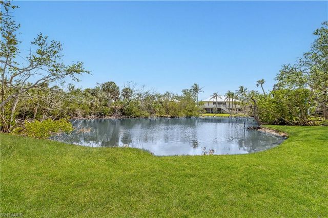 225 Nature View CT, Fort Myers Beach, FL 33931