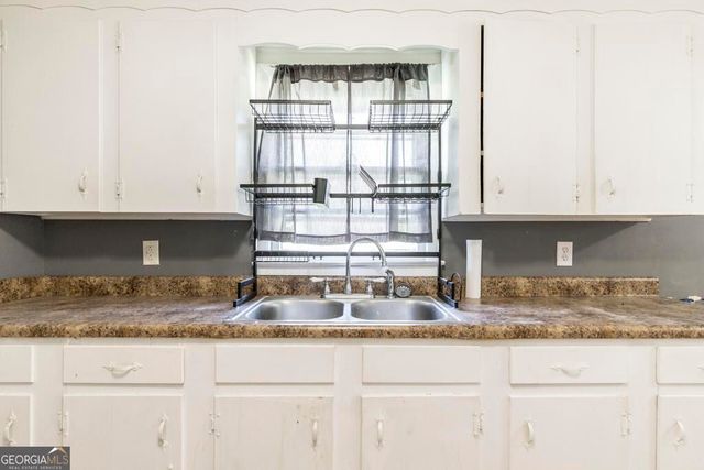 4404 Fairfax Drive, Macon, GA 31206