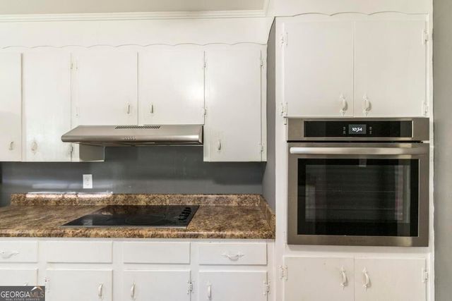 4404 Fairfax Drive, Macon, GA 31206