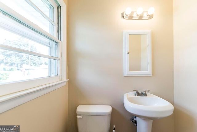 4404 Fairfax Drive, Macon, GA 31206