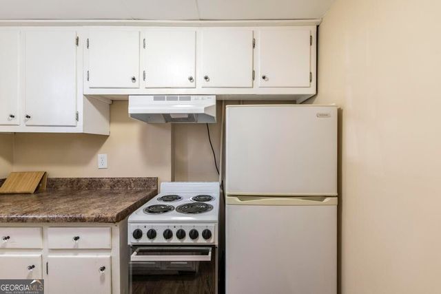 4404 Fairfax Drive, Macon, GA 31206