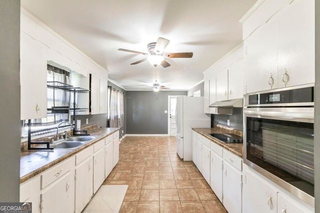 4404 Fairfax Drive, Macon, GA 31206