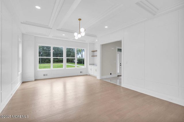 1656 N Bay Avenue, Toms River, NJ 08753