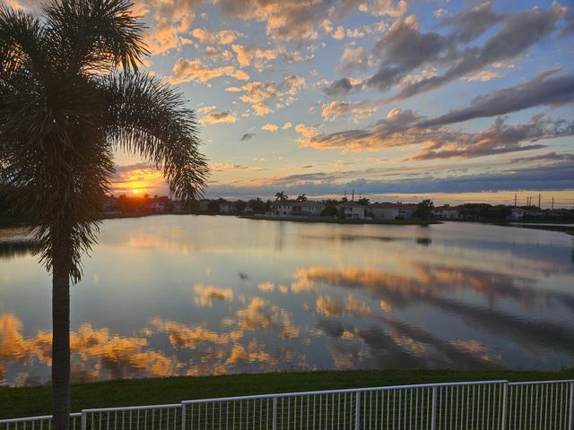 1236 Bay View Way, Wellington, FL 33414