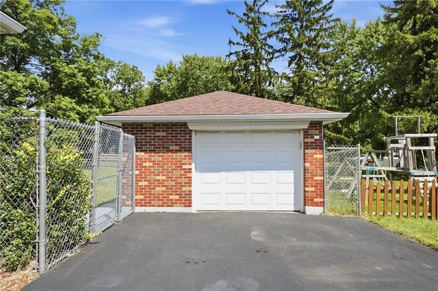 1217 Lincoln Park Boulevard, Kettering, OH 45429