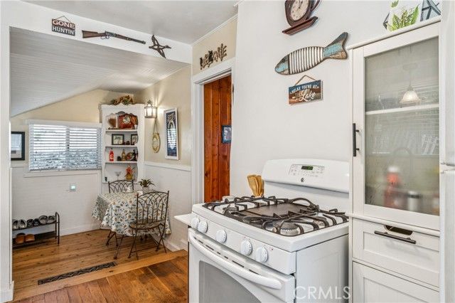 27048 State Highway 189, Blue Jay, CA 92317