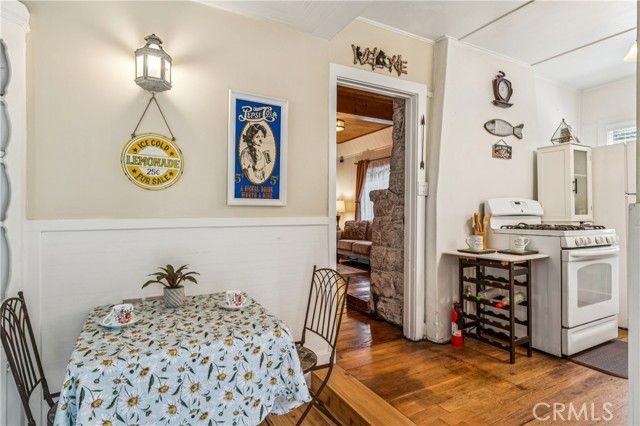 27048 State Highway 189, Blue Jay, CA 92317