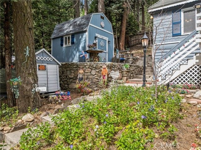 27048 State Highway 189, Blue Jay, CA 92317