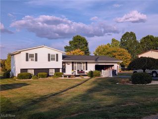 46672 Sidehill Road, East Liverpool, OH 43920